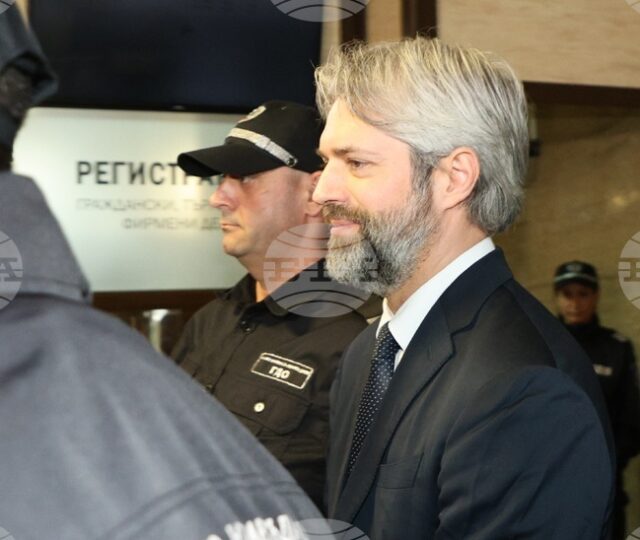 Средствата за гаранцията на Благомир Коцев бяха събрани за по-малко Благомир Коцев