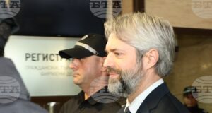 Събират се дарения за паричната гаранция на варненския кмет Благомир Коцев, съобщиха от „Продължаваме промяната“