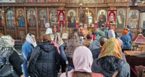 Този, който се е допрял до Иисус Христос с вяра, той е получил изцеление, каза в проповедта си в шуменския храм "Св. Три Светители" отец Красимир