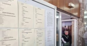 Трудова борса събра работодатели и търсещи работа в Бургас