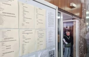 Трудова борса събра работодатели и търсещи работа в Бургас