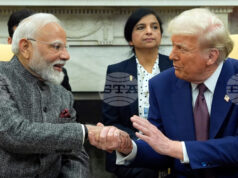 Тръмп заяви, че разговорите му с индийския премиер Моди вървят добре и че той ще посети Индия Тръмп заяви, че разговорите му с индийския премиер Моди вървят добре и че той ще посети Индия