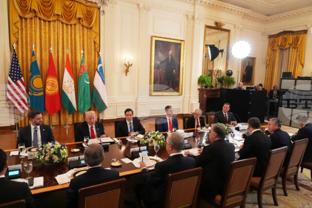 Тръмп се срещна с лидерите на пет централноазиатски държави в Белия дом с цел да засили връзките в областта на критичните редкоземни метали