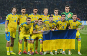 Украйна достигна до баражите за Мондиал 2026 след труден успех срещу Исландия