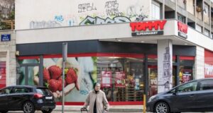 ХИНА: Търговията на дребно остава най-големият работодател в Хърватия