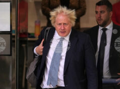 Хаотичната реакция на КОВИД-19, ръководена от бившия премиер Борис Джонсън, е довело до повече смъртни случаи, сочи разследване Хаотичната реакция на КОВИД-19, ръководена от бившия премиер Борис Джонсън, е довело до повече смъртни случаи, сочи разследване