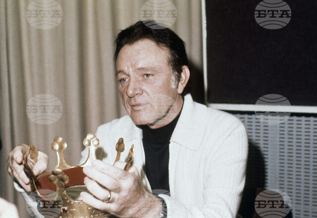 Харесвам репутацията си на разглезен гений, пияница и женкар, казва Репутацията ми на разглезен гений, пияница и женкар... казва Ричард Бъртън, който навършва 100 години от своето раждане