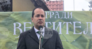 Четири награди "Вестител" връчи кметът на Враца Калин Каменов по повод 148 години от освобождението на града