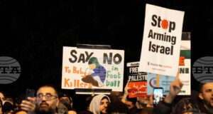 Шестима души бяха арестувани близо до футболния стадион "Вила Парк" в Бирмингам