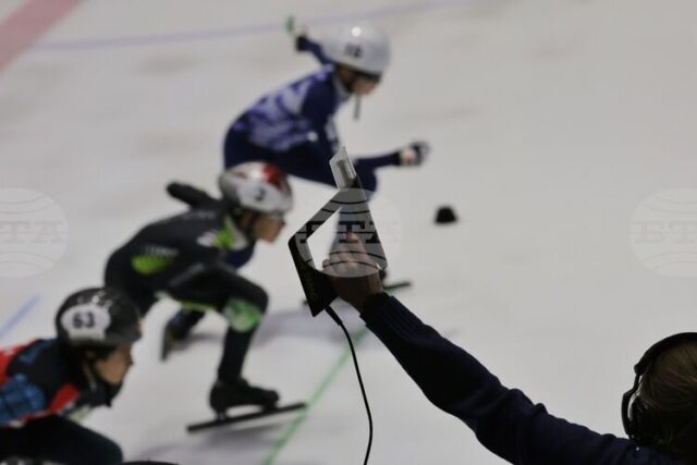 Щафетата на България за мъже се класира на 12-о място Щафетата на България за мъже се класира на 12-о място на Световната купа по шорттрек в Дордрехт