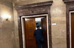 Ясно ли е кой управлява държавата ни?