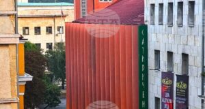 „Брадатата графиня“ по Нийл Саймън гастролира за първи път в Сатирата