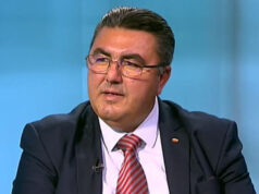 „Истинските автентични наши последователи са с нас“: Задава ли се нова етническа партия на Доган? Танер Али