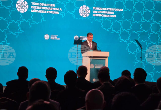 АЗЕРТАДЖ: Обществата в тюркските държави трябва да повишат медийната си АЗЕРТАДЖ: Обществата в тюркските държави трябва да повишат медийната си грамотност, за да бъде предотвратен рискът от дезинформация