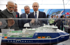 АНАЛИЗ
                                                                                                Ройтерс: Руският президент Путин ще се опита да стимулира износа в областта на енергетиката и отбраната с посещението си в Индия