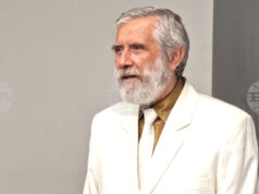 Авторската си лирика и биографията на Имре Калман ще представи днес в Русе писателят Петър Вангелов Авторската си лирика и биографията на Имре Калман ще представи днес в Русе писателят Петър Вангелов