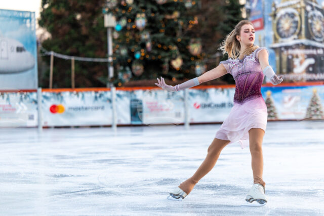 Александра Фейгин събра овациите в приказно шоу на Ледения парк в София