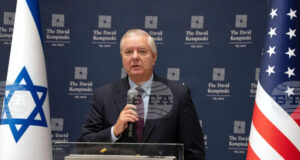 Американски сенатор призова за военни действия срещу "Хамас" и "Хизбула", ако двете организации не се разоръжат