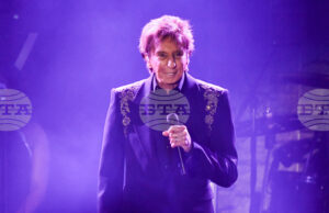 Американският певец Бари Манилоу ще се подложи на операция заради рак