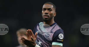 Английският нападател Айвън Тони арестуван за удар с глава в лондонски бар