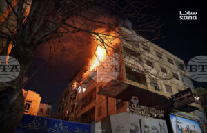 Атентатор се самовзриви в сирийския град Алепо, има поне една жертва, съобщи държавната новинарска агенция Атентатор се самовзриви в сирийския град Алепо, има поне една жертва, съобщи държавната новинарска агенция