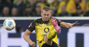 Барселона проявява интерес към защитник от Борусия Дортмунд