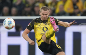 Барселона проявява интерес към защитник от Борусия Дортмунд