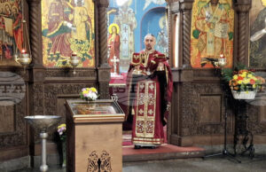 Божието благословение и милост да бъдат върху всички ни, пожела отец Анатоли Тодоров в черквата „Св. Успение Богородично“ в Търговище