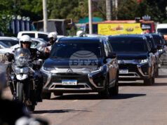Болсонаро е в болница за първото си излизане от затвора с цел операция от херния в слабините