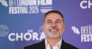 Британският писател Дейвид Уолямс е уволнен от издателя си след обвинения в тормоз