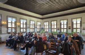 В Копривщица се проведе семинар за опазване от въздействията на климата на Мавзолея костница на Априлци