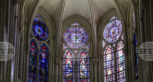В Париж са представени спорни проекти за нови витражи на катедралата „Нотр Дам“