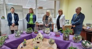 В Шуменския университет бе открит базар на растителни терариуми в подкрепа на дневен център за пълнолетни лица с увреждания