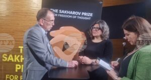 В интервю за БТА
                                                                                                Беларус явно има план за затворения Анджей Почобут – чакаме да чуем какъв е залогът, заяви представителката на носителя на наградата „Сахаров“ Ана Кетлинска