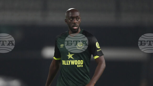 В националния отбор на ДР Конго не съжаляват, че Йоан Виса не е в състава за Купата на африканските нации и се надяват той да бъде в топ форма за плейофите на Световното първенство