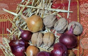 Времето около Коледа се смята за подходящо за гадания и предсказания, твърди етнографът Диана Жекова