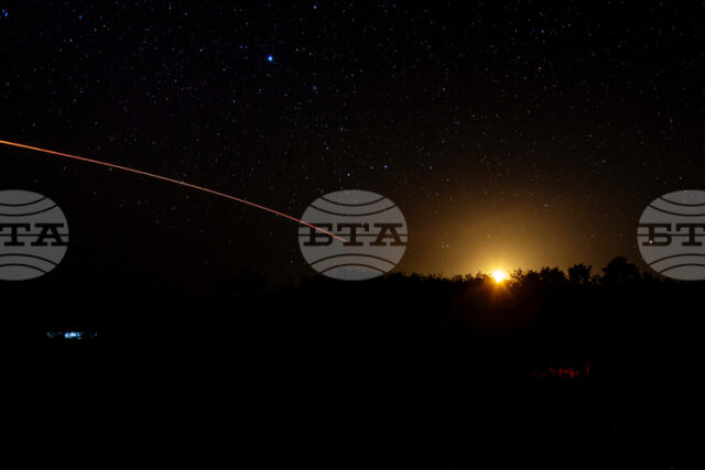 Външните министри на Тайланд и Камбоджа пристигнаха в Китай за разговори след вчерашното споразумение за спиране на огъня