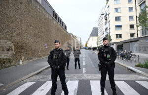 Въоръжен с нож мъж беше застрелян от полицията в Корсика, след като заплашил минувачи