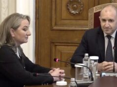 ГЕРБ изпрати само Деница Сачева на консултациите при Радев ГЕРБ изпрати само Деница Сачева на консултациите при Радев.