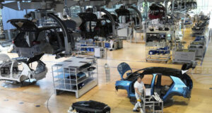 Икономиката на Германия се е свила повече от прогнозираното през второто тримесечие, съобщи "Дестатис"