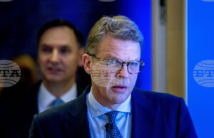 Германците трябва да работят повече, призова президентът на „Дойче банк“ Кристиан Зевинг