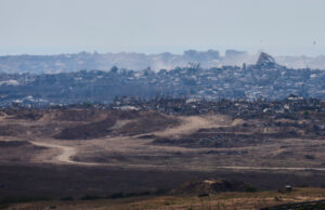 Разрушени сгради в ивицата Газа