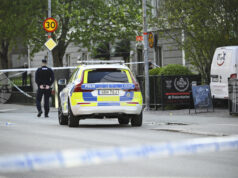 Голяма полицейска операция в коледния ден в Швеция, има ранени в град Буден, съобщават местни медии