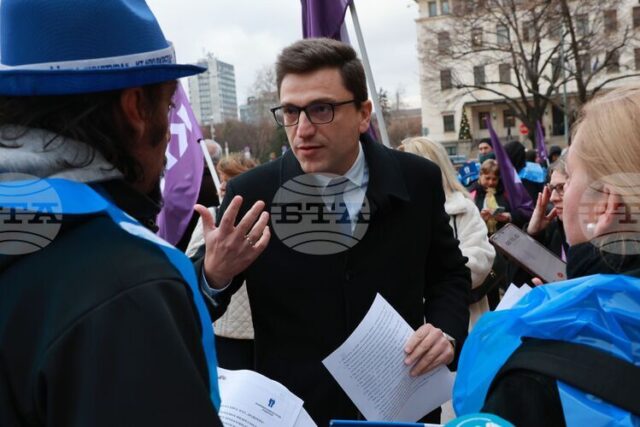 Депутати коментираха исканията на синдикатите на влизане в парламента Депутати коментираха исканията на синдикатите на влизане в парламента