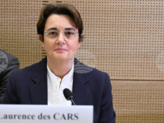 Директорката на Лувъра каза, че музеят ще бъде отворен за посетители на коледните празници Директорката на Лувъра каза, че музеят ще бъде отворен за посетители на коледните празници