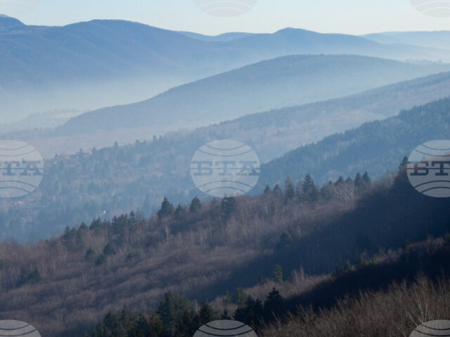 Лоши са условията за туризъм в планините, има мъгла и силен вятър, казаха от Планинската спасителна служба на БЧК
