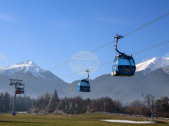 Добри са условията за туризъм в планините, но снежната покривка е заледена и хлъзгава, съобщиха от Планинската спасителна служба на БЧК