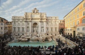 Достъпът до фонтана „Треви“ ще стане платен, обяви кметът на Рим Достъпът до фонтана "Треви" ще стане платен, обяви кметът на Рим