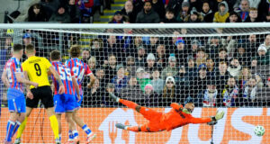 Драматична развръзка прати АЕК Атина в топ 3 на Лига на конференциите, Кристъл Палас ще играе плейоф