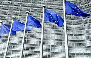 ОБНОВЕНА ЕК предлага средствата за Украйна в следващите две години да се осигурят от заем или със запорираното руско имущество